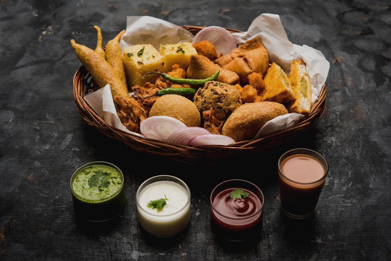 Hotel O Food Plaza Zirakpur Kültér fotó