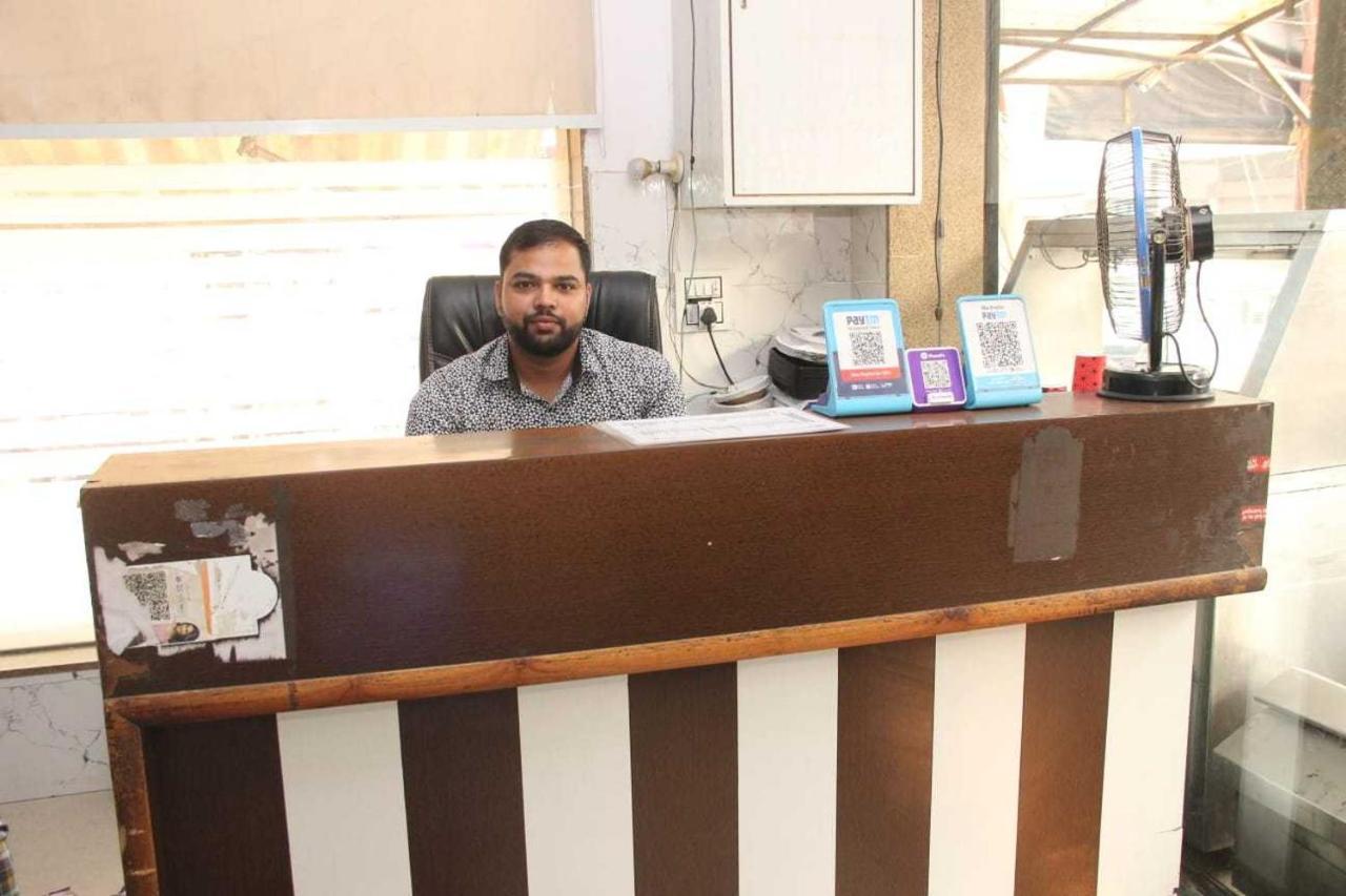 Hotel O Food Plaza Zirakpur Kültér fotó
